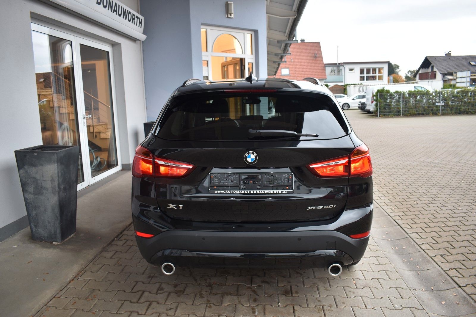 BMW X1 xDrive20i Aut. Advantage - Samsaru's Car Outlet