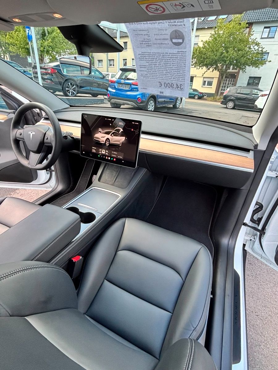 Tesla Model Y Long Range Dual AWD # AHK # incl.MWST