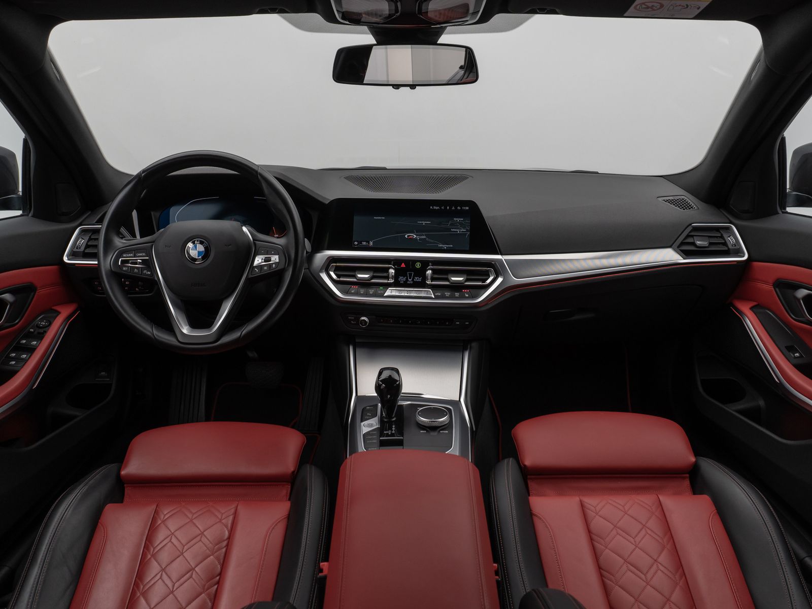 BMW 330i xD SportLine - Samsaru's Car Outlet