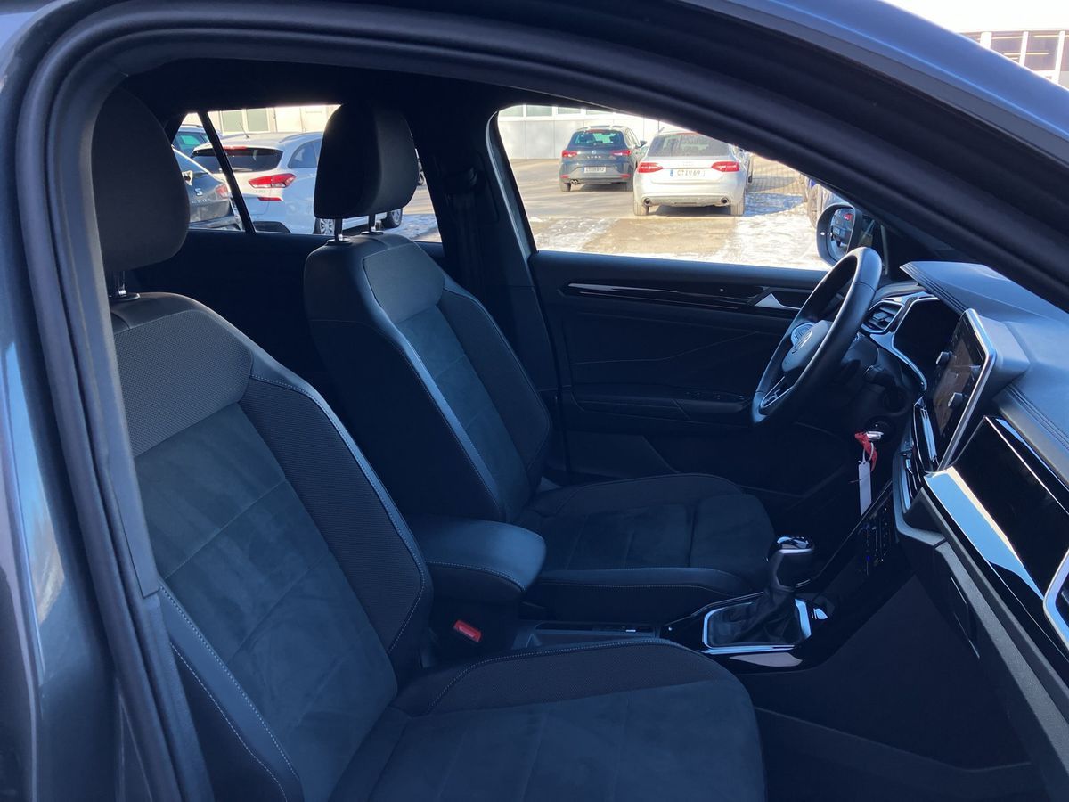 Volkswagen T-Roc R-Line 2.0 TDI DSG - Samsaru's Car Outlet
