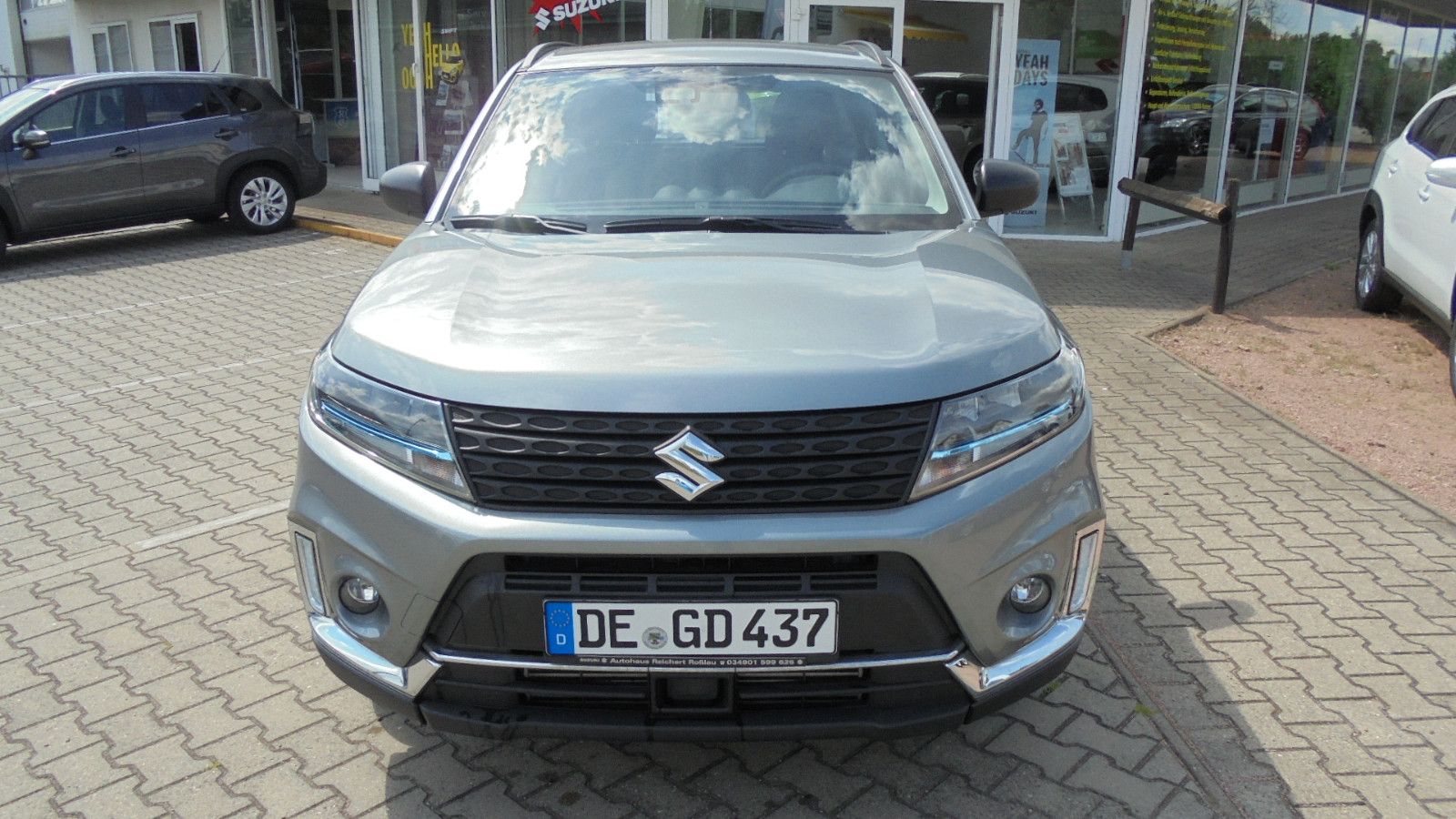 Suzuki Vitara 1.4 BOOSTERJET Hybrid Club 4x2 - Samsaru's Car Outlet