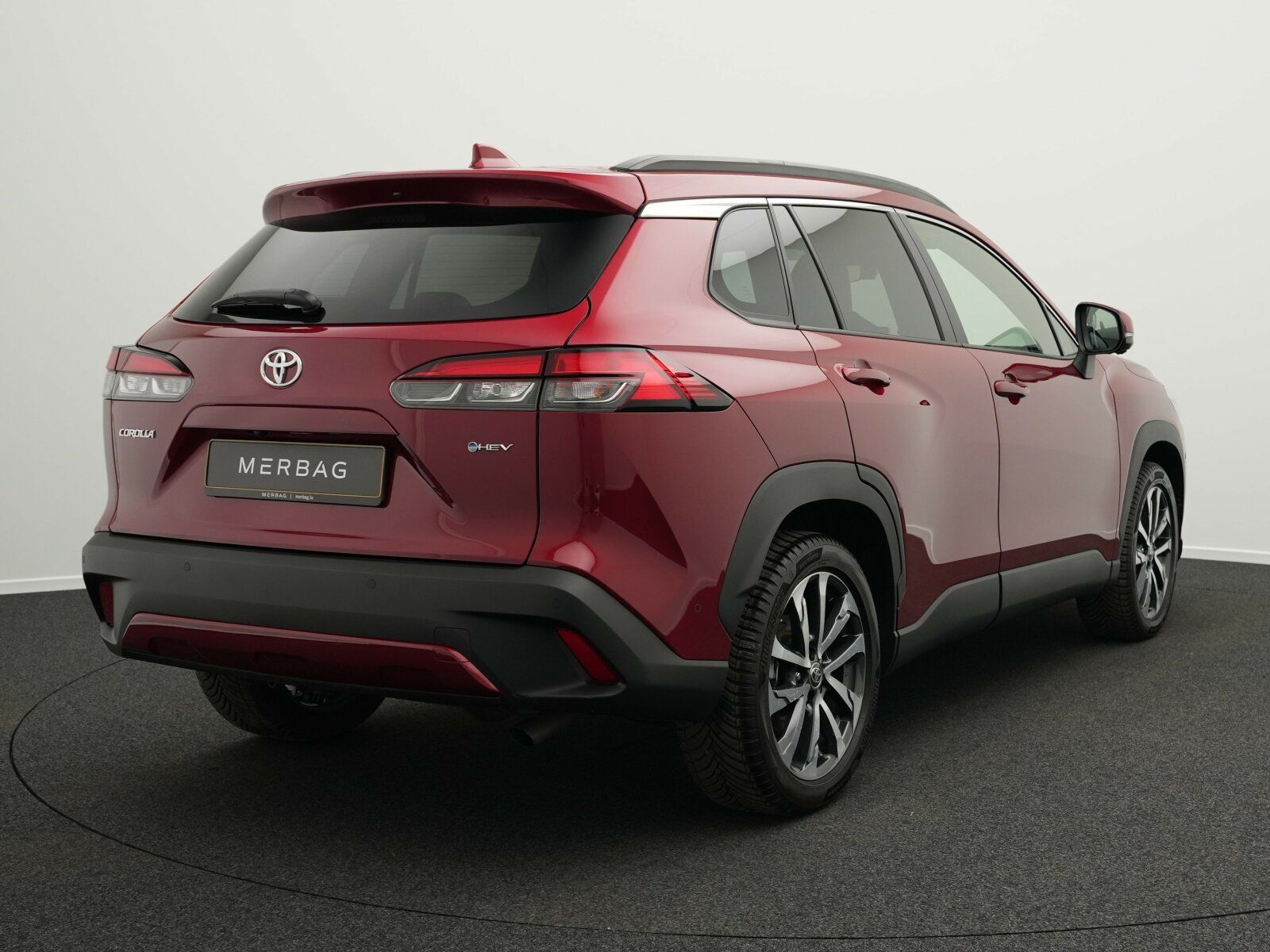Toyota Corolla Cross 2.0 Hybrid Lounge FWD