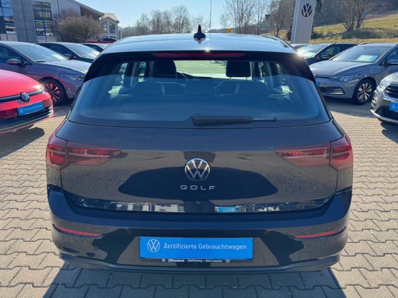 Volkswagen Golf VIII Life 1.5 TSI - Samsaru's Car Outlet
