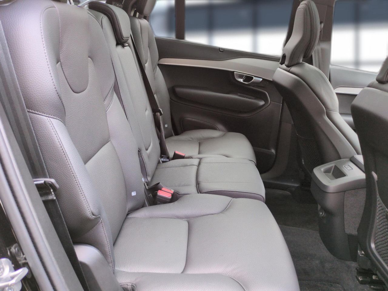 Volvo XC90 B5 (Diesel) Plus Bright AWD 7-Sitze Navi