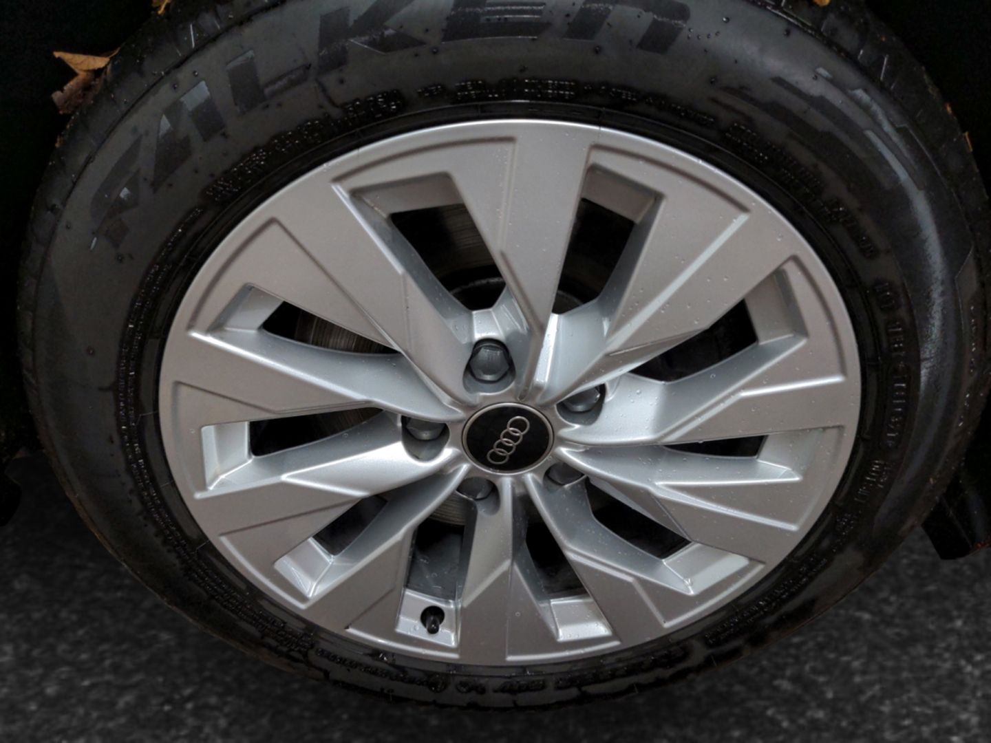 Audi A3 Sportback 40TFSIe S tronic Matrix SHZ PDC hin