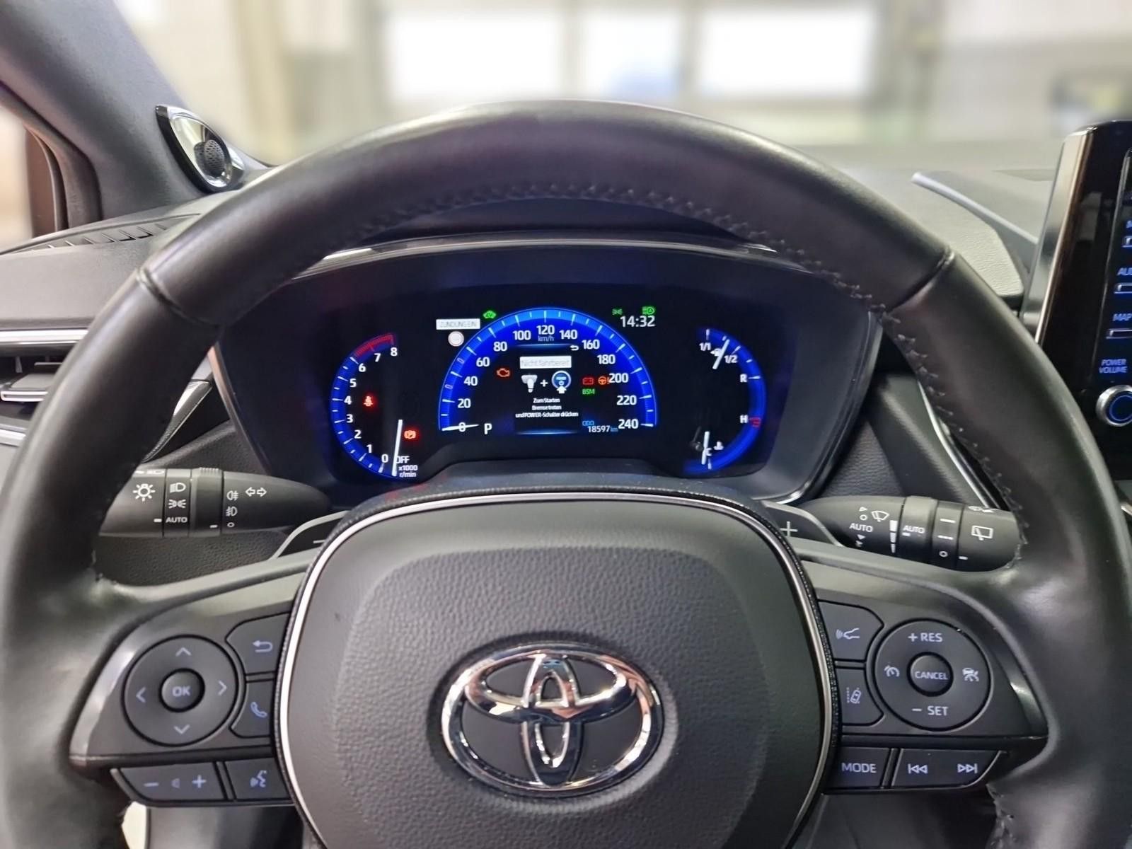 Toyota Corolla Hybrid Team D 2.0 +JBL+Tech.+Style.Pak.+