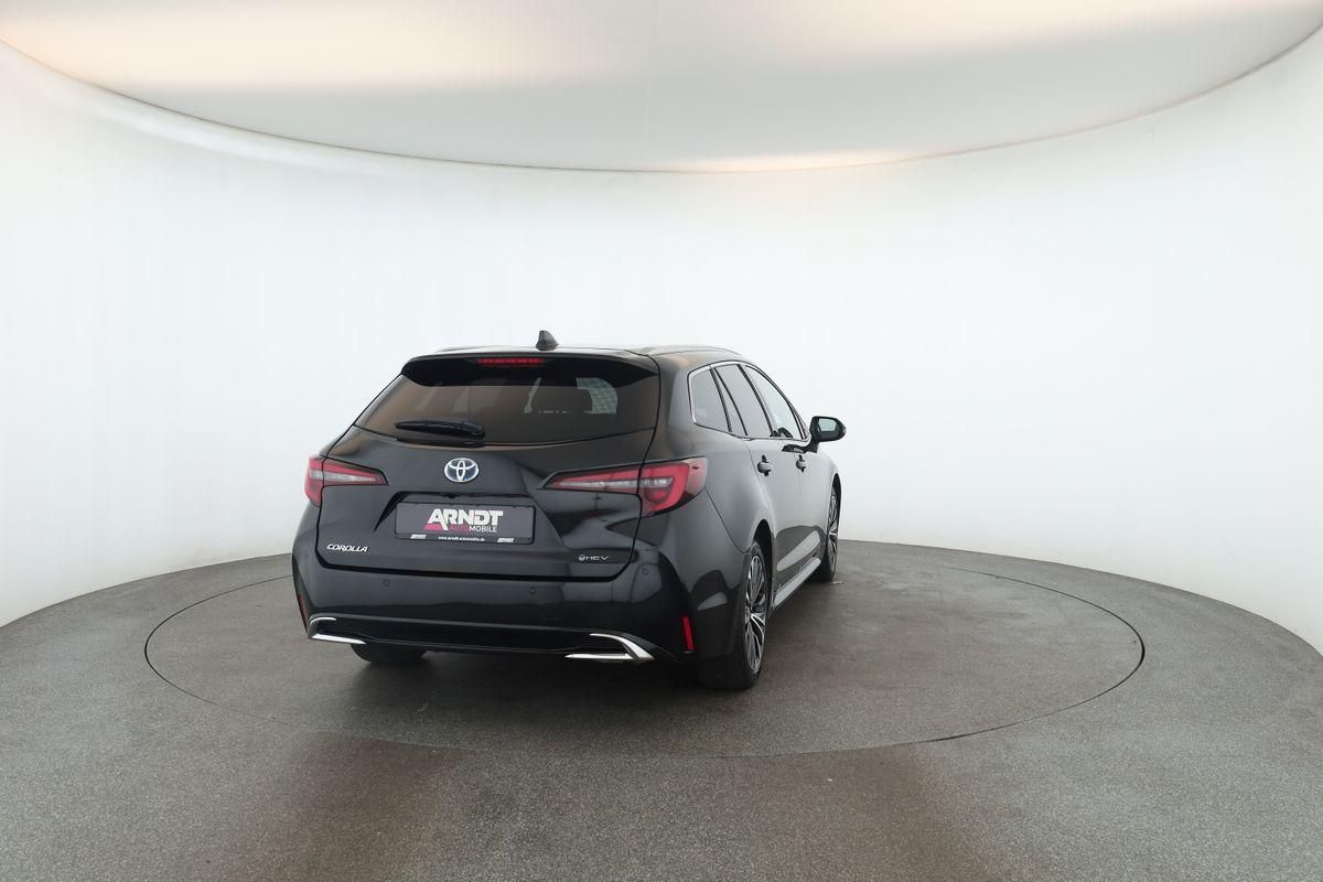 Toyota Corolla Touring Sports 2.0 CVT Team D Navi Kam