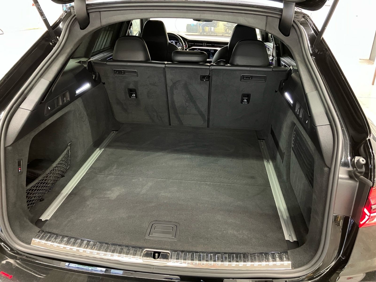 Audi RS 6 Avant QUATTRO 4.0TFSI 600PS.MATRIX.PANO.AHK