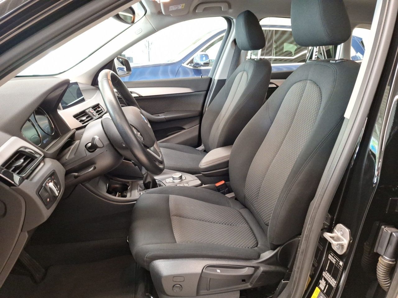 BMW X1 xDrive25e Advantage - Samsaru's Car Outlet