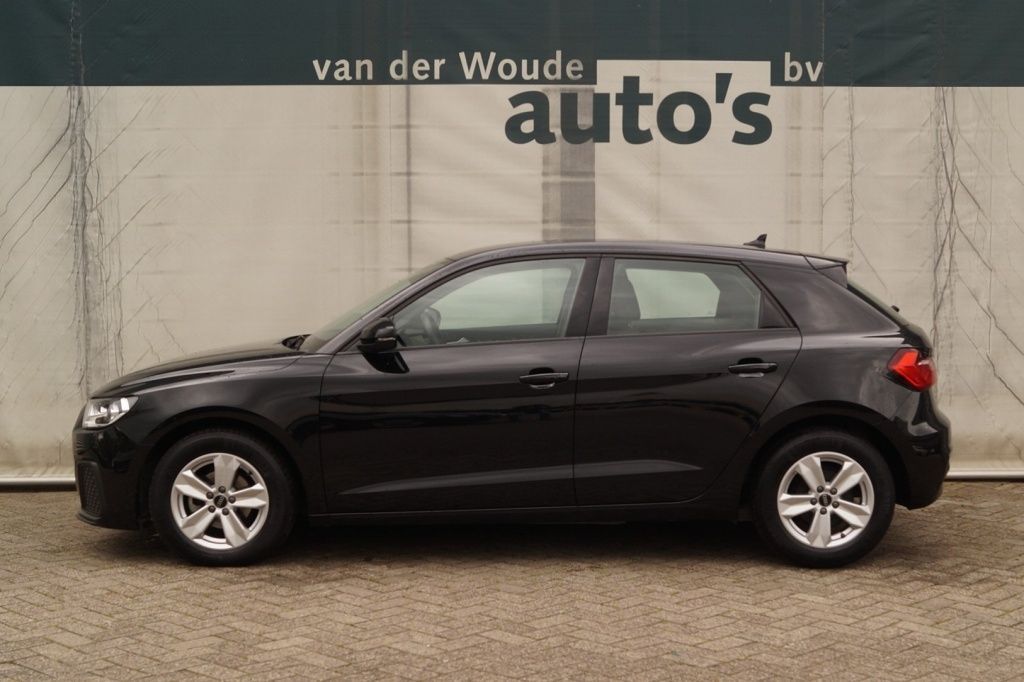Audi A1 Sportback 25 TFSI automatik Pro Line -NAVI-EC