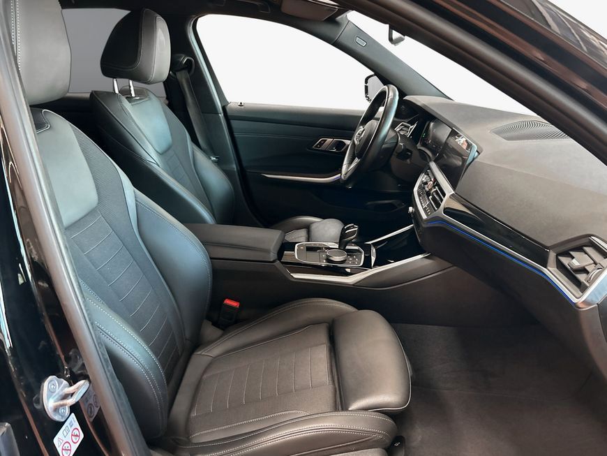 BMW 330i Touring xDrive Sport Line - Samsaru's Car Outlet