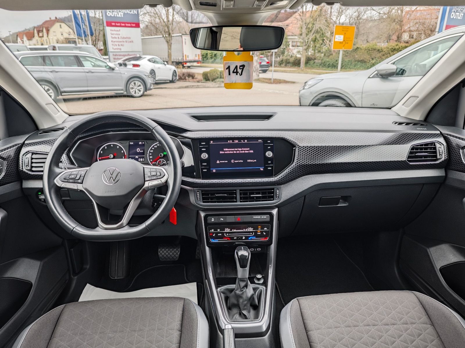 Volkswagen T-Cross Style - Samsaru's Car Outlet