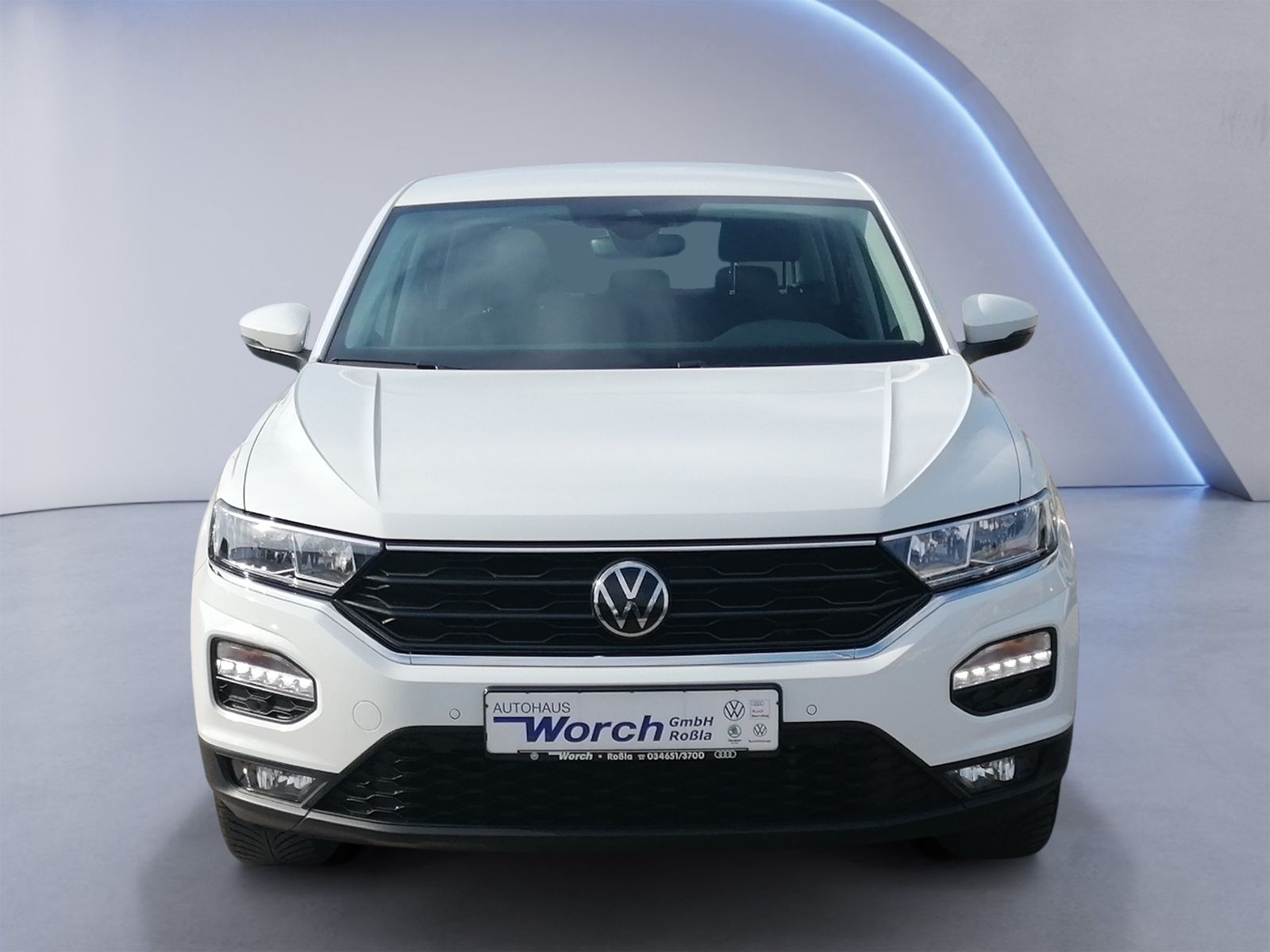 Volkswagen T-Roc 1.0 TSI - Samsaru's Car Outlet