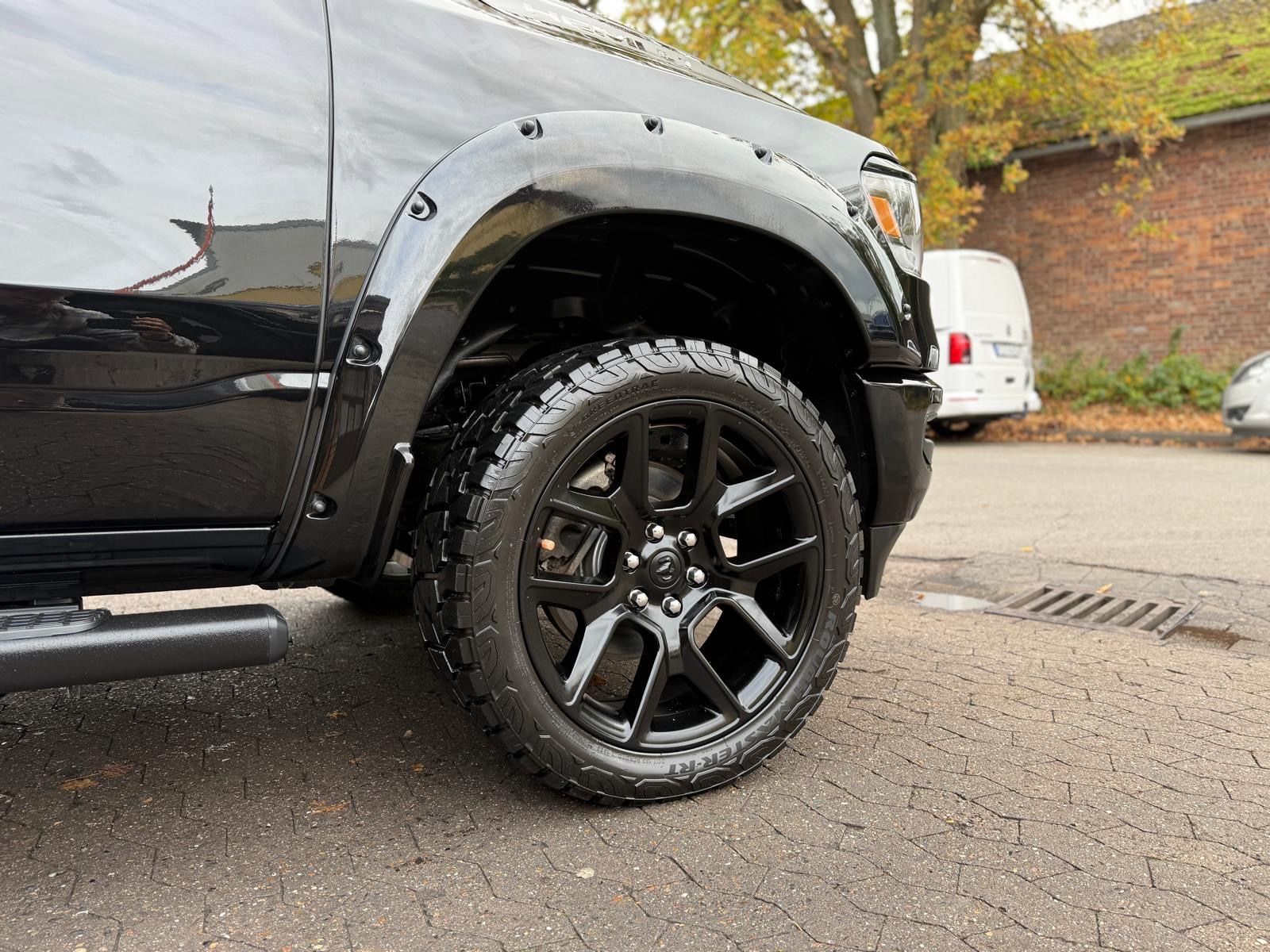Dodge LPG*LARAMIE*OFFROAD*LIFT*AHK*NAVI*LED*GARANTIE*