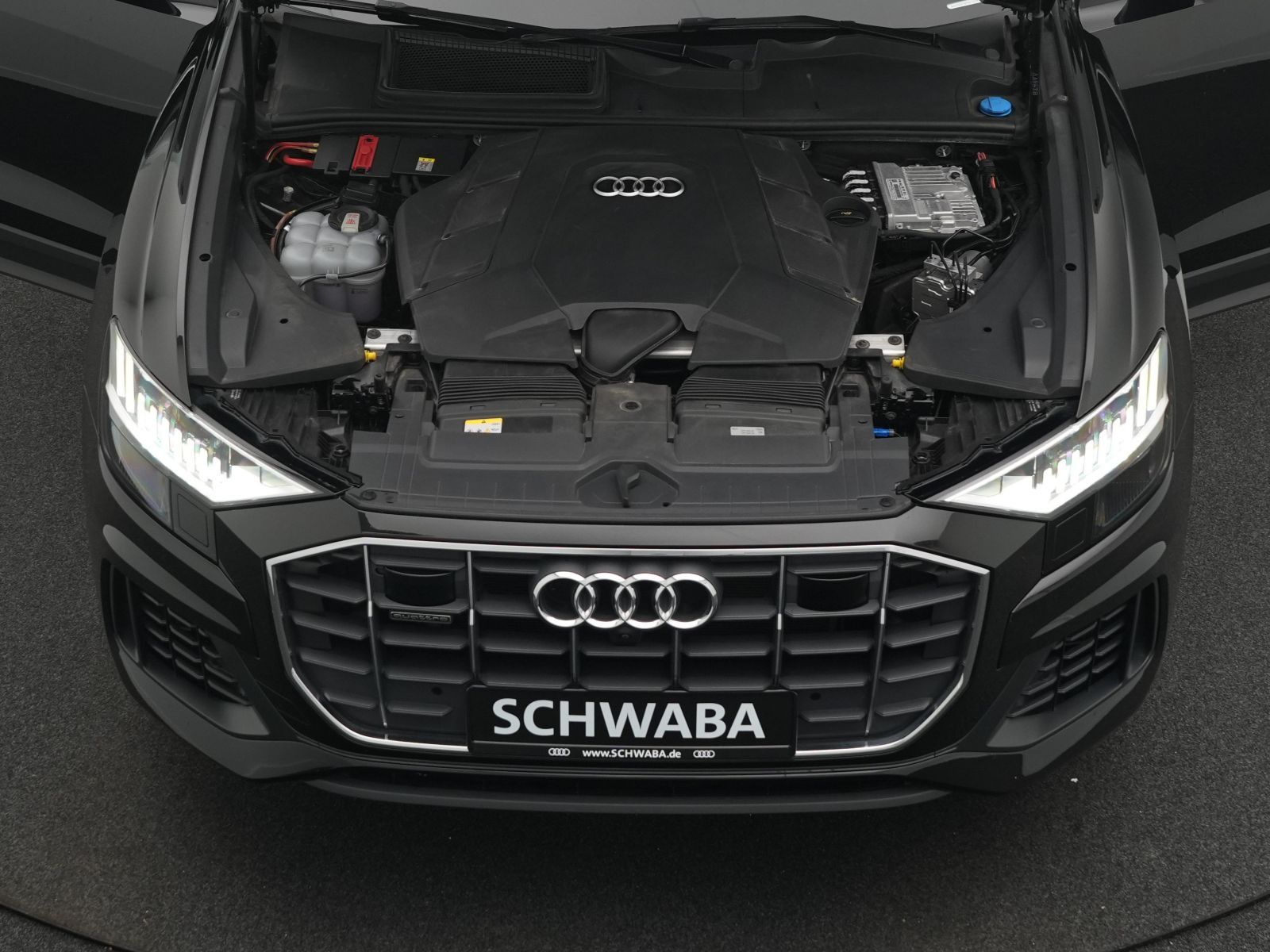 Audi Q8 55 TFSI quattro tiptronic 2x S line