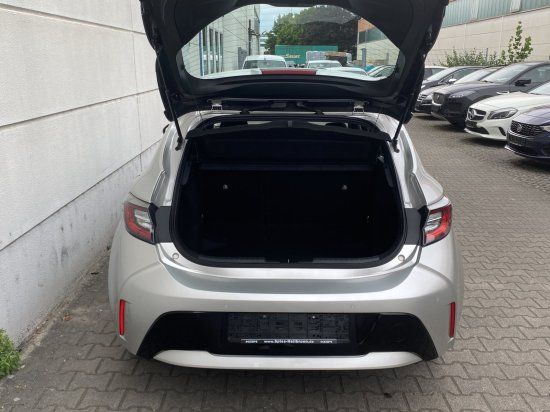 Toyota Corolla 1.8 Hybrid e-CVT Dynamic Plus - Samsaru's Car Outlet