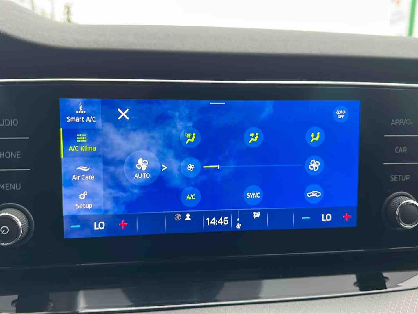 Skoda Octavia 1.5 16V TSI ACT - Samsaru's Car Outlet