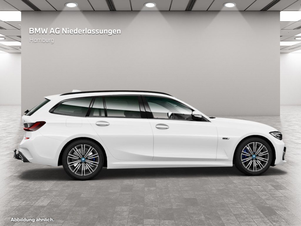 BMW 330e Touring M Sport - Samsaru's Car Outlet