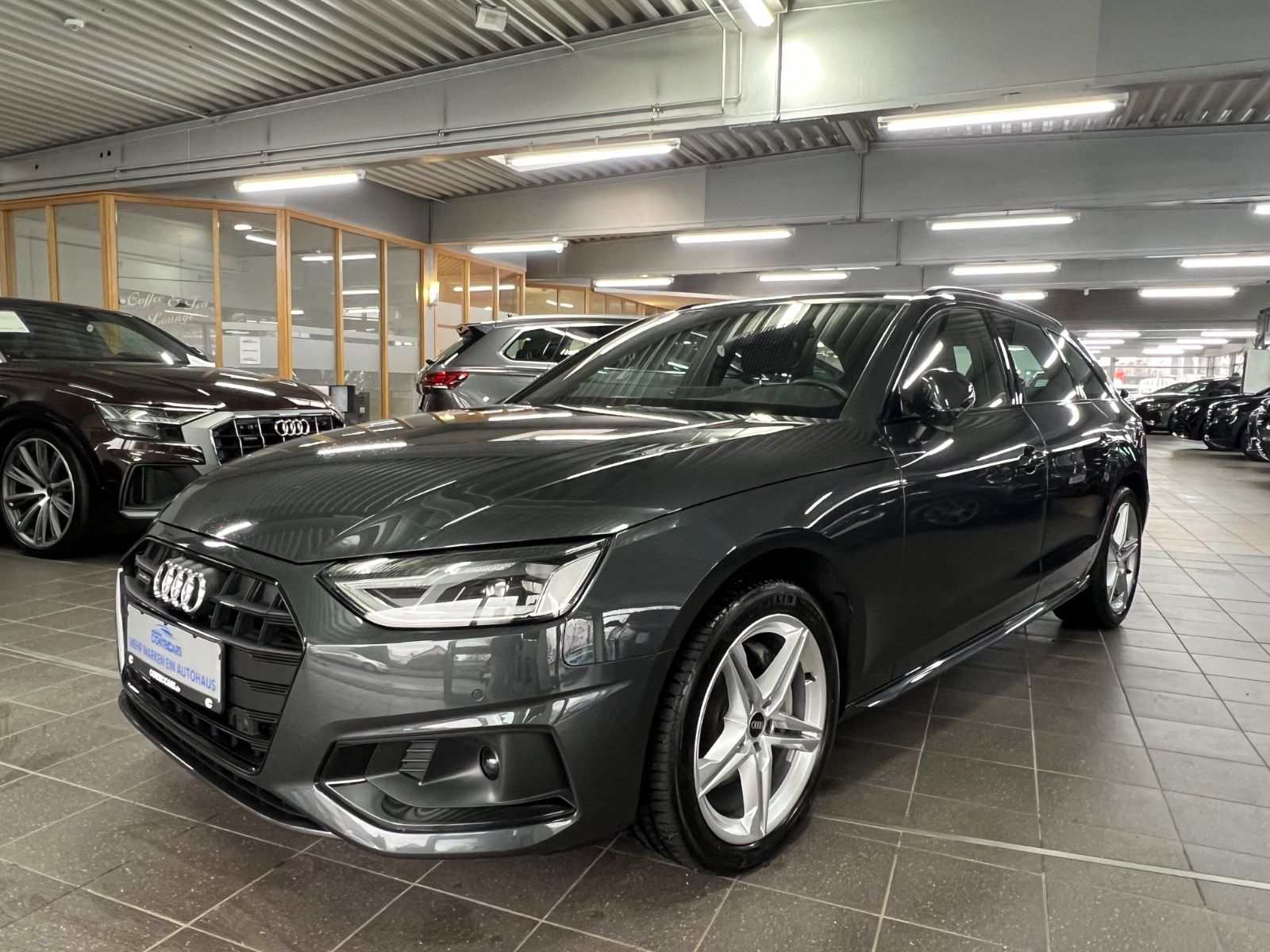 Audi A4 Avant 40 TDI quattro advanced VIELE EXTRAS