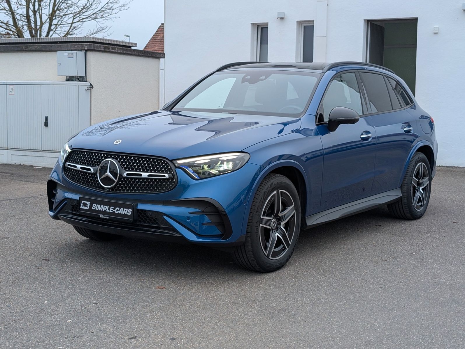 Mercedes-Benz GLC 400 e 4Matic *AMG*AHK*PREMIUM-PLUS*PANO*AIRB