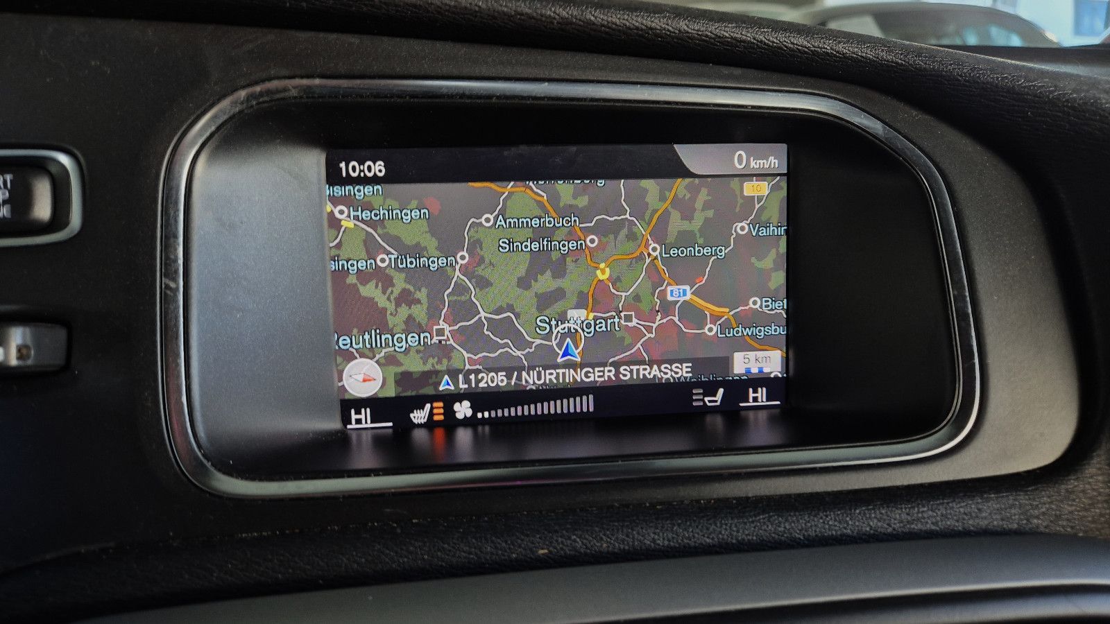 Volvo V40 Kinetic/LED/Navi/PTS/RFK/SHZ/Temp