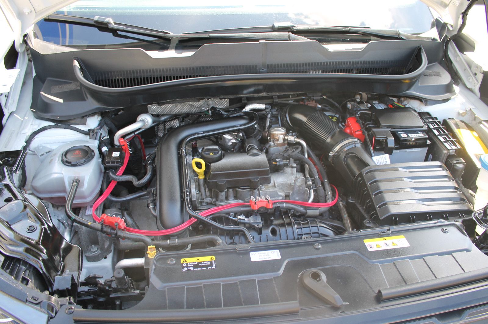 Volkswagen T-Cross Style - Samsaru's Car Outlet