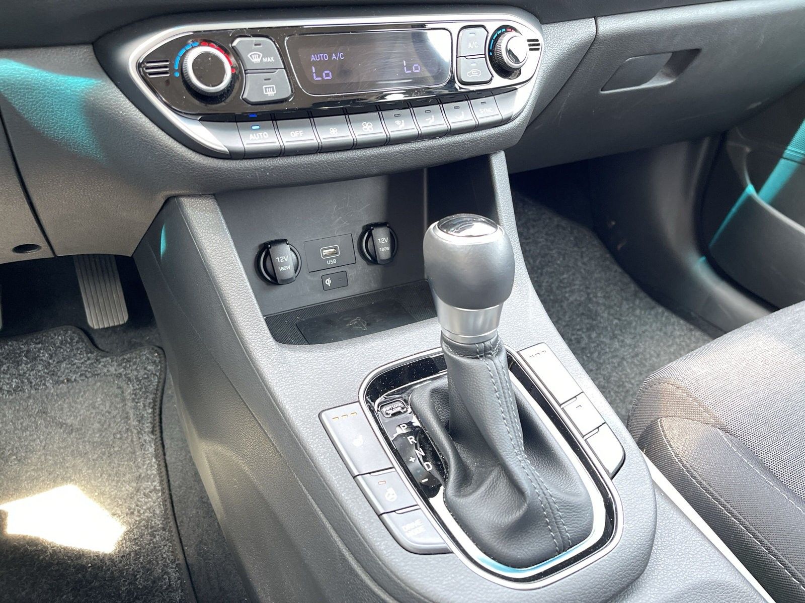Hyundai i30 1.0 TGDI - Samsaru's Car Outlet
