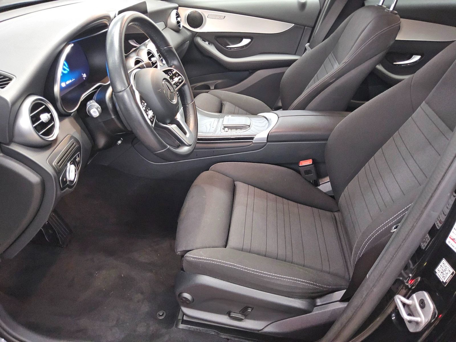 Mercedes-Benz GLC 300 de 4M Navi LED Widescreen 360° Distr.+