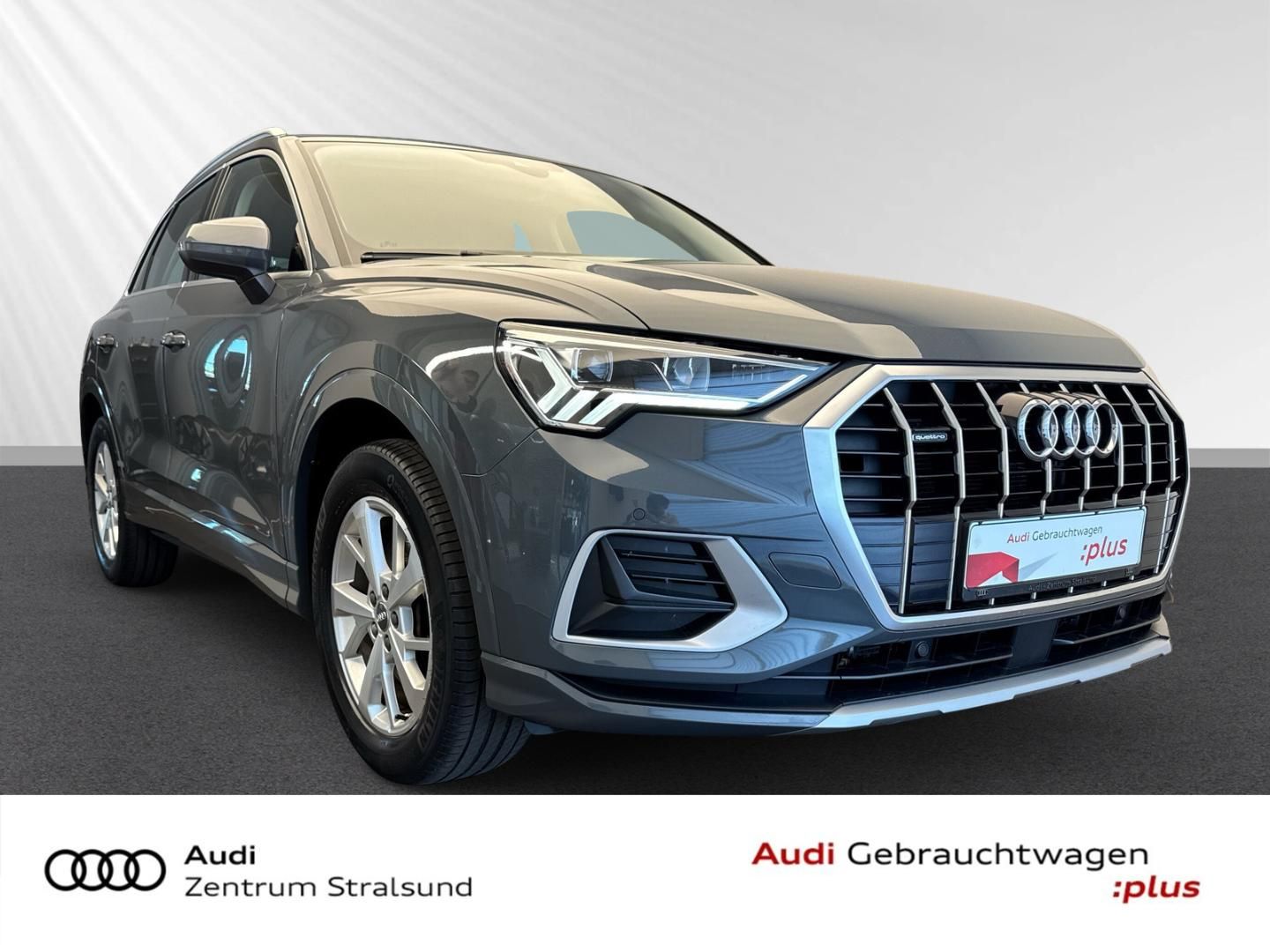 Audi Q3 40 TFSI quattro S tronic - Samsaru's Car Outlet