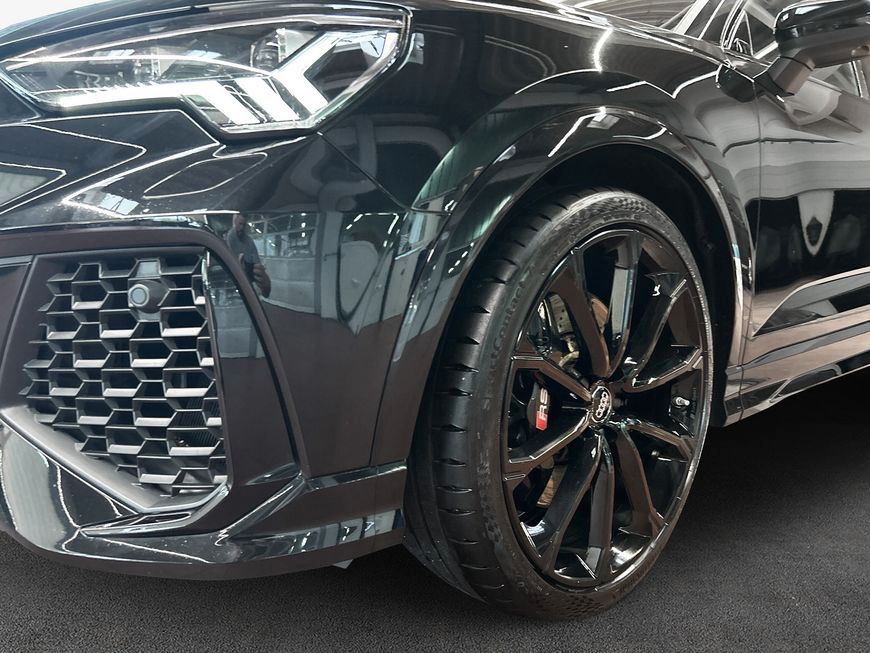 Audi RS Q3 2.5 TFSI Sportback quattro S tronic - Samsaru's Car Outlet