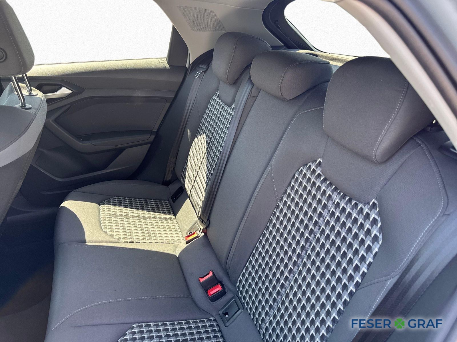 Audi A1 Sportback 30 TFSI S line - Samsaru's Car Outlet