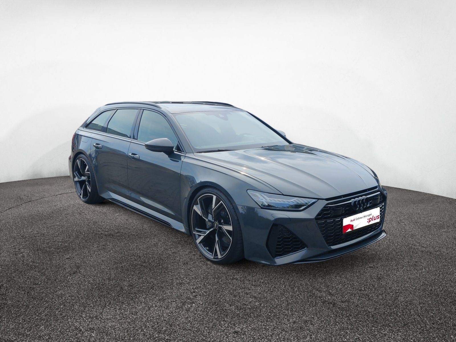 Audi RS6 Avant 4.0 TFSI LED AHK HUD NAVI PANO STHZ