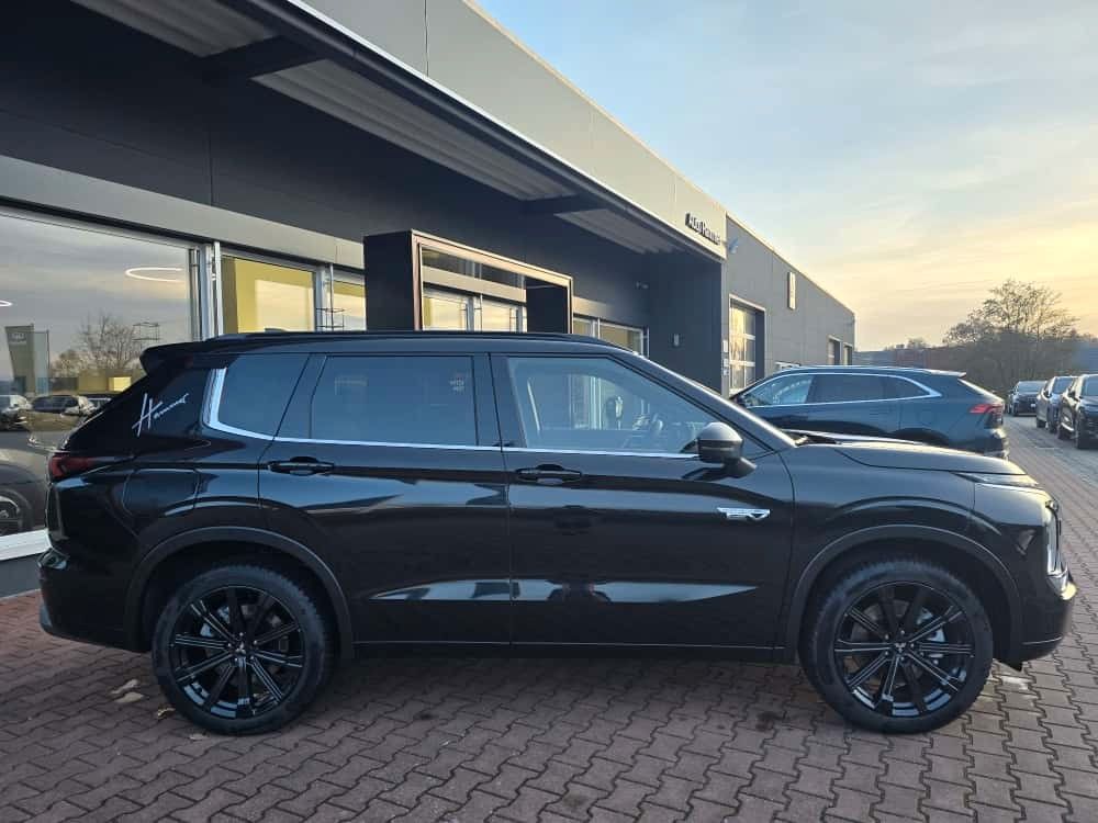 Mitsubishi PHEV Outlander Top LUXURY//0,99% FINANZIERUNG
