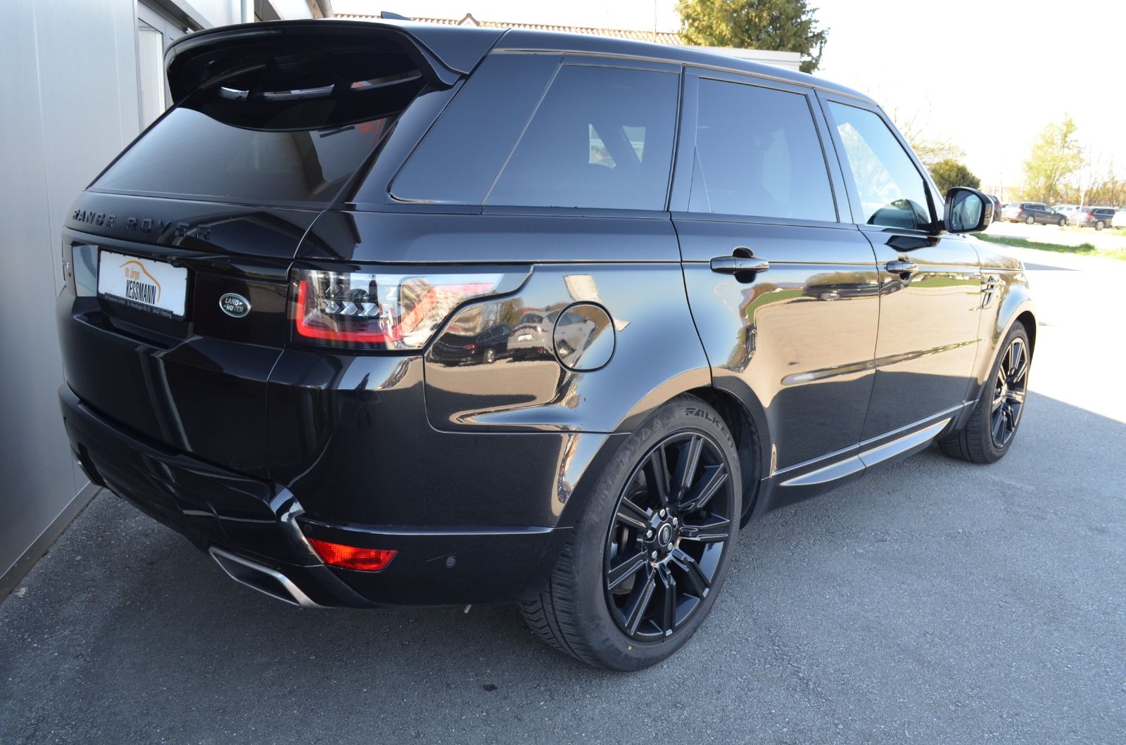 Range Rover Sport HSE Dynamic Stealth - Samsaru's Car Outlet