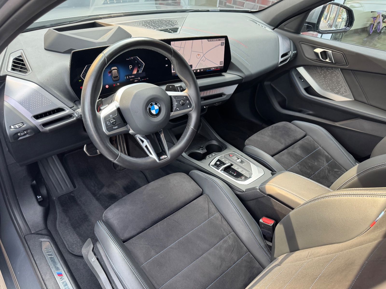 BMW 120i M SPORT PRO HEADUP 360° ACC Innovation 8xLM