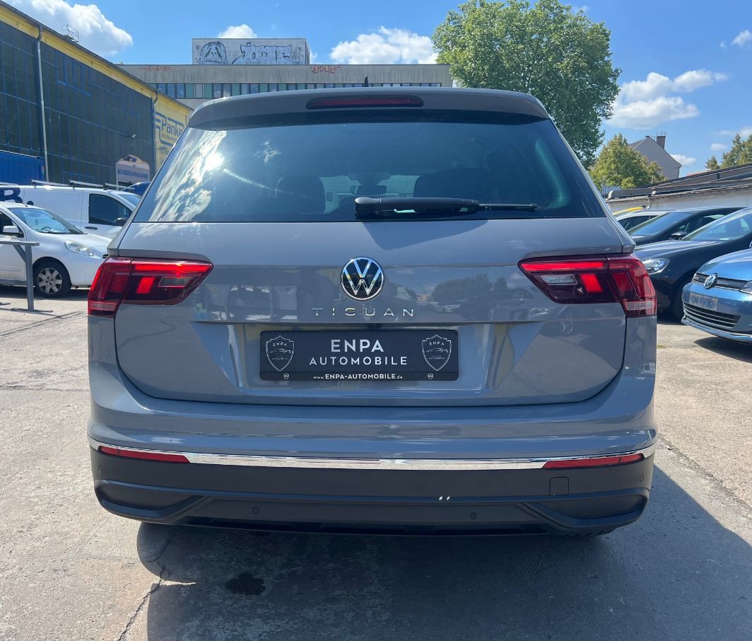 Volkswagen Tiguan LIFE - Samsaru's Car Outlet