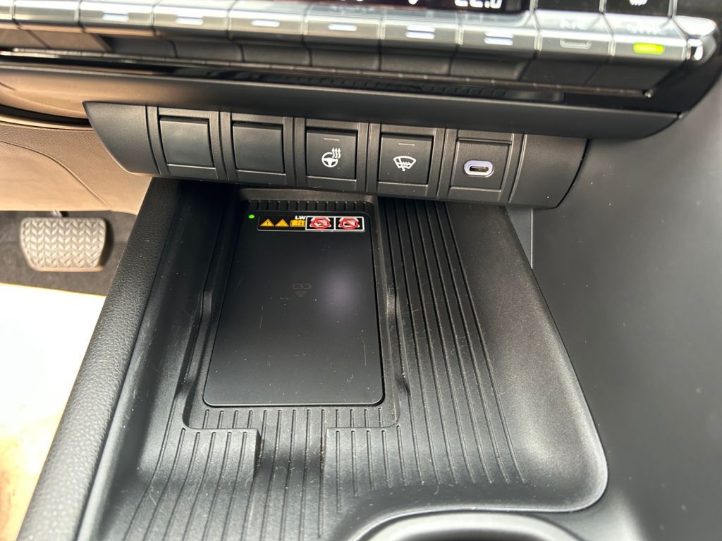 Toyota C-HR 1.8 Hybrid Team Deutschland (AX2)