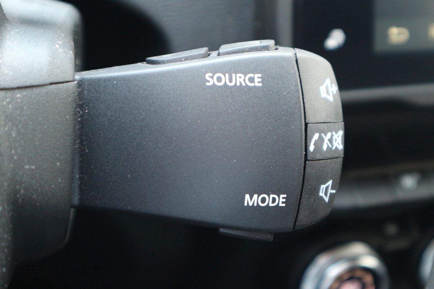 Dacia Duster II 1.3 EDC Extreme - Samsaru's Car Outlet