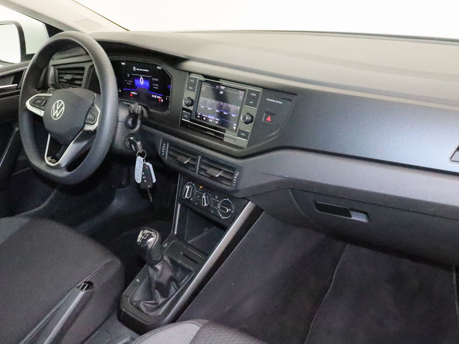 Volkswagen Taigo 1.0 TSI - Samsaru's Car Outlet