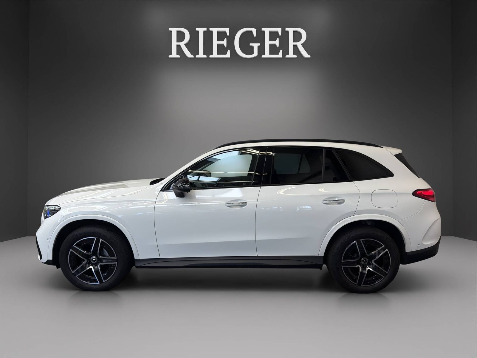 Mercedes-Benz GLC 300 de AMG 4M Pano*HUD*NIGHT*Burmester*AHK*+