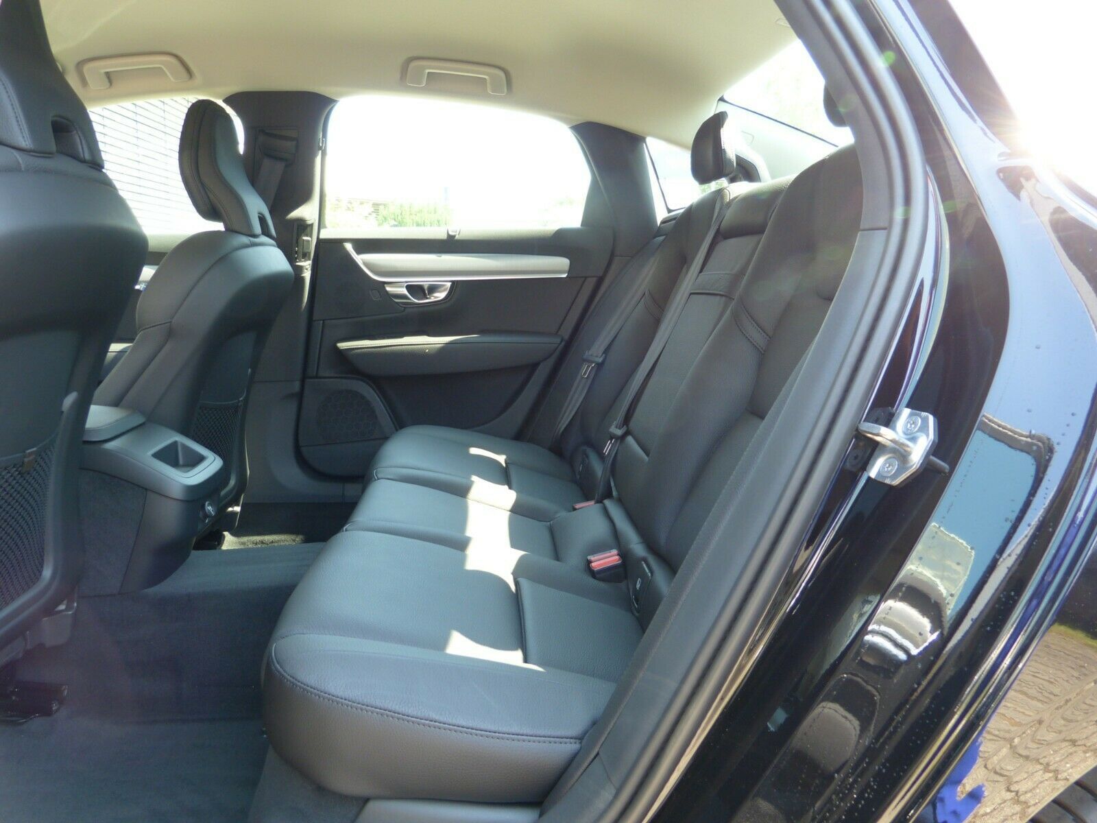 Volvo S 90 T4 Autom. Momentum*Business*Licht*