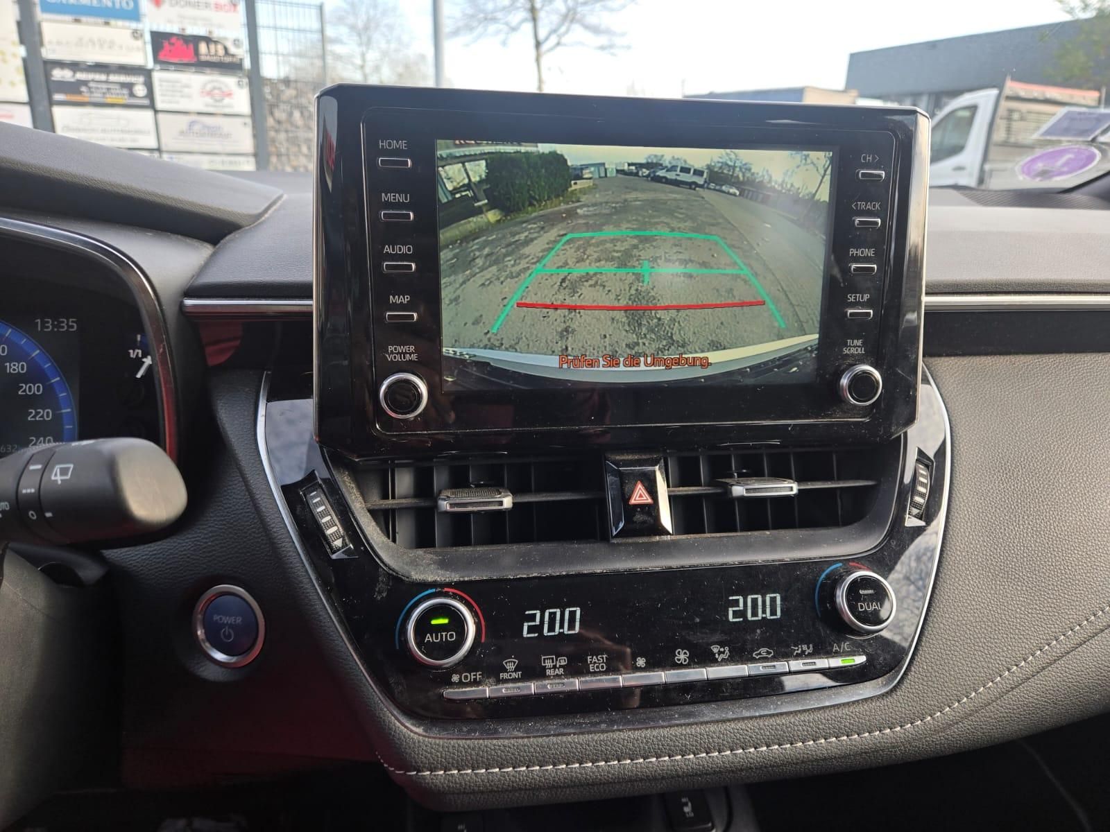 Toyota Corolla 1.8 Hydrid 1.Hand/Kamera/SHZ/NAVI/PDC...