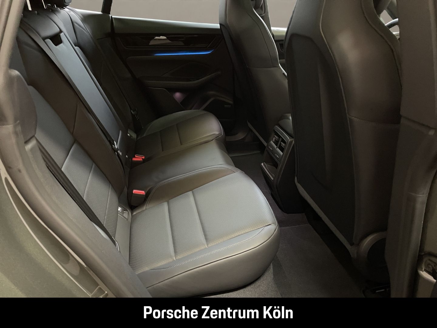 Porsche Macan 4S Electric - Samsaru's Car Outlet
