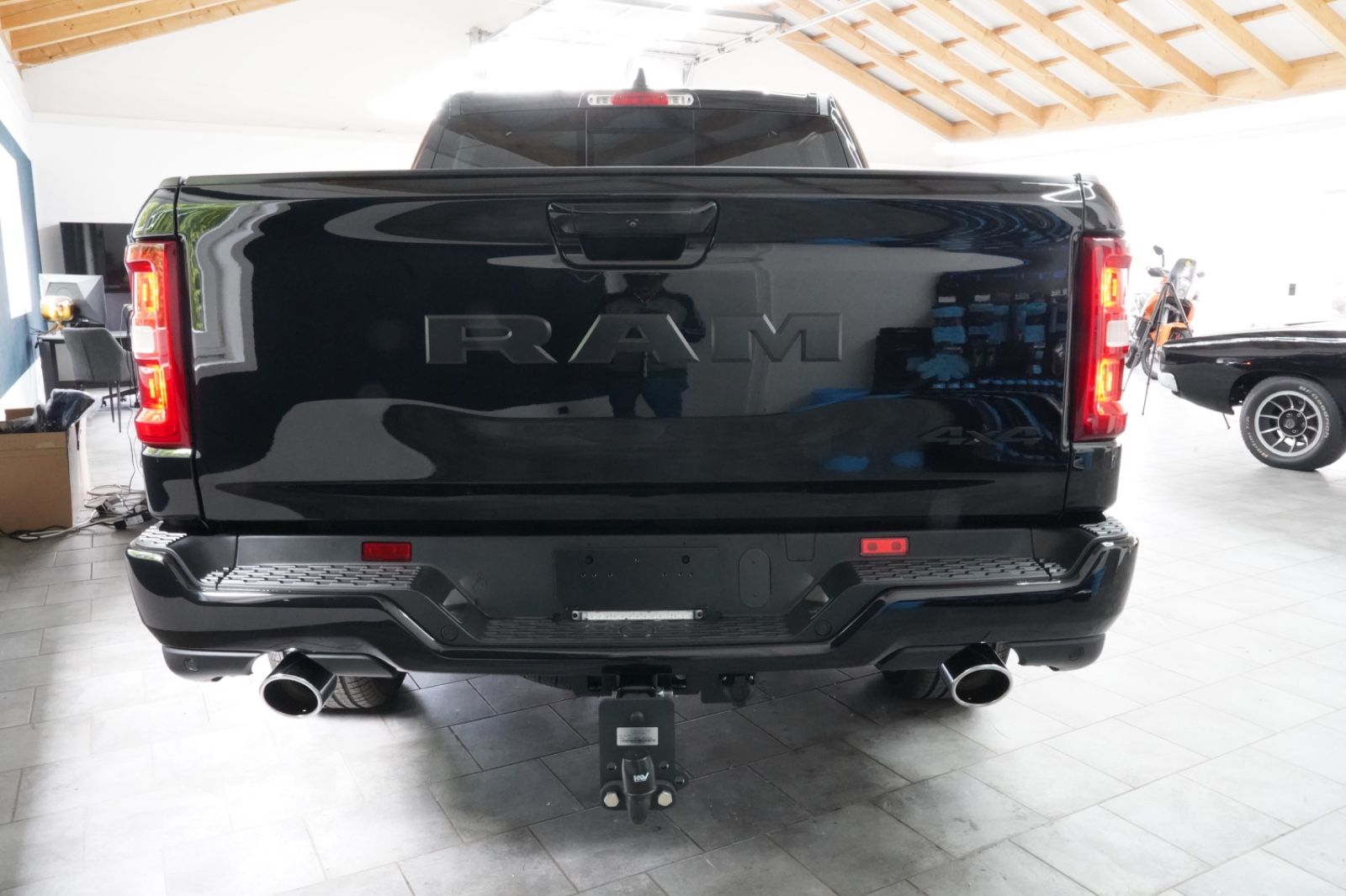 Dodge Sport 3.0 420 PS Black