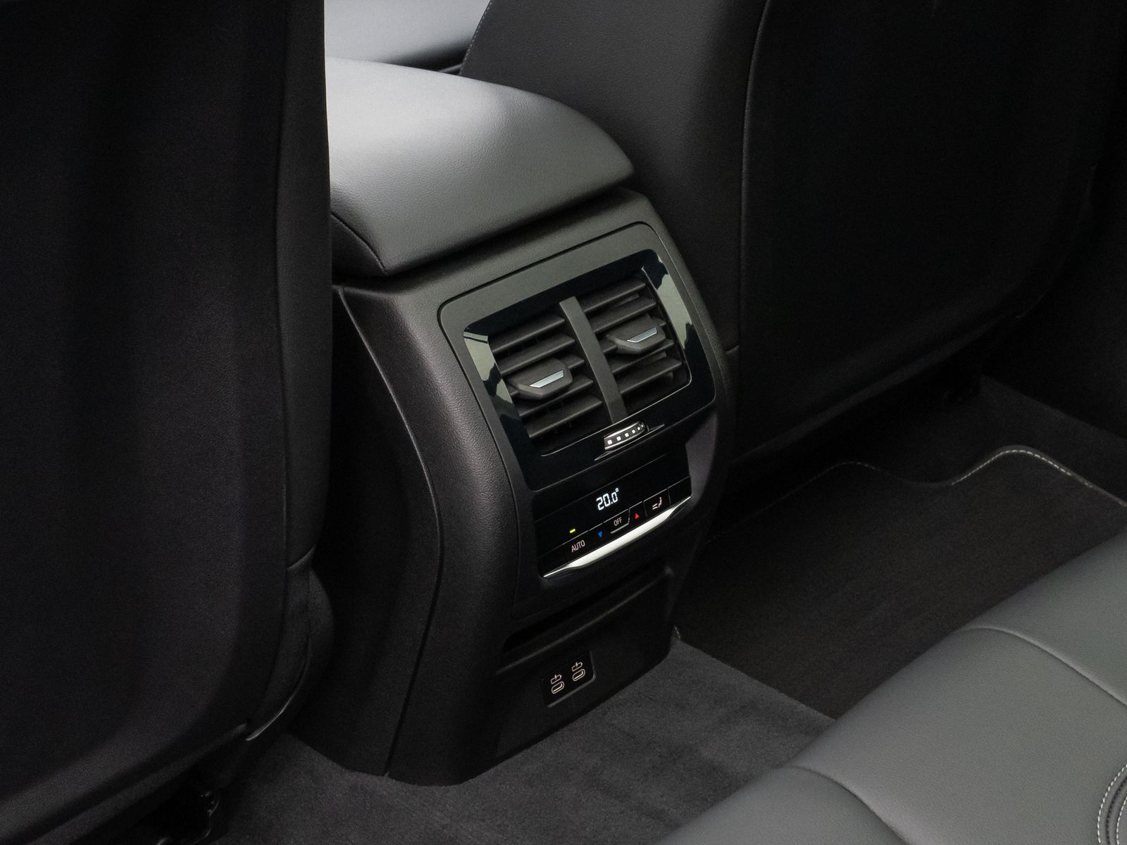 BMW X3 xD30i Sport - Samsaru's Car Outlet
