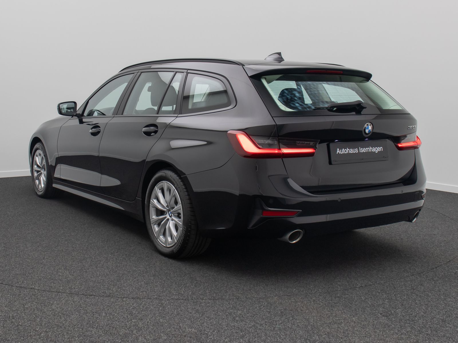 BMW 320i Sport - Samsaru's Car Outlet