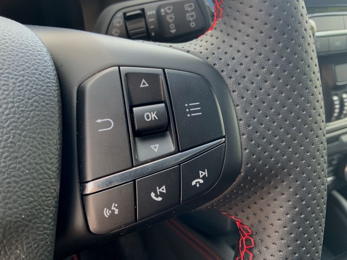 Ford Kuga ST-Line X - Samsaru's Car Outlet