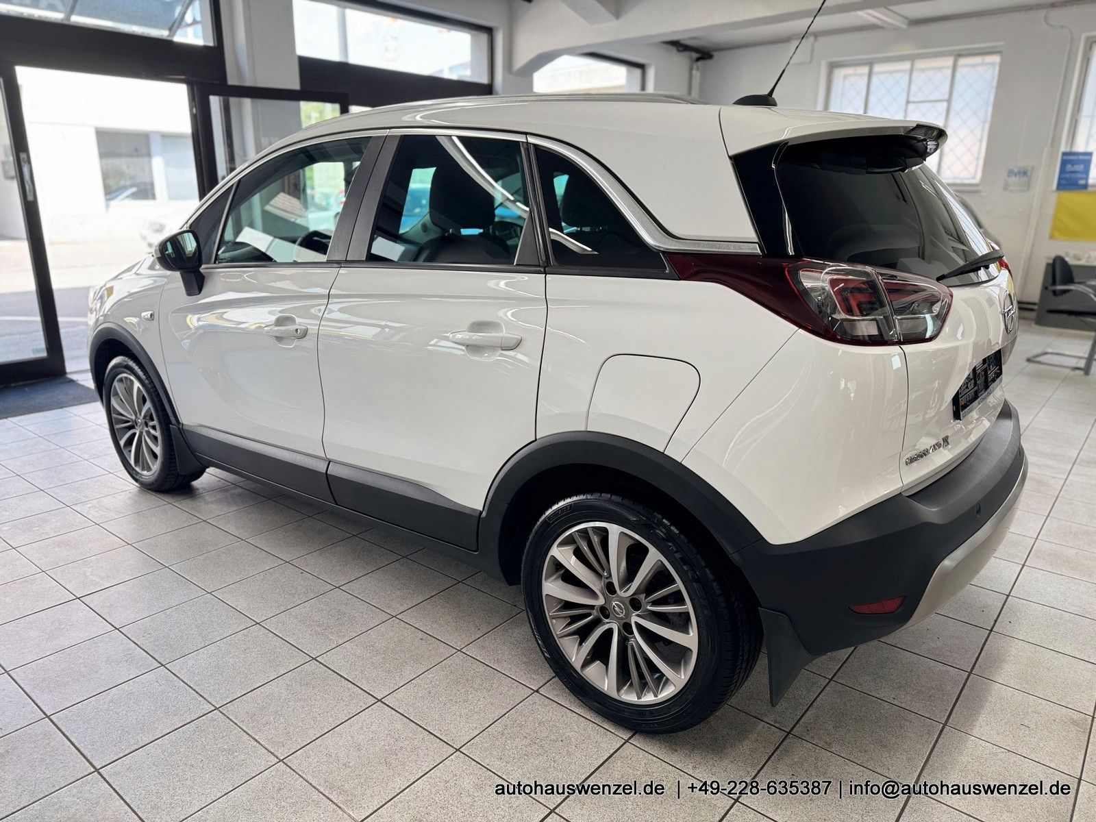 Opel Crossland X 1.5d Aut. Innovation - Samsaru's Car Outlet