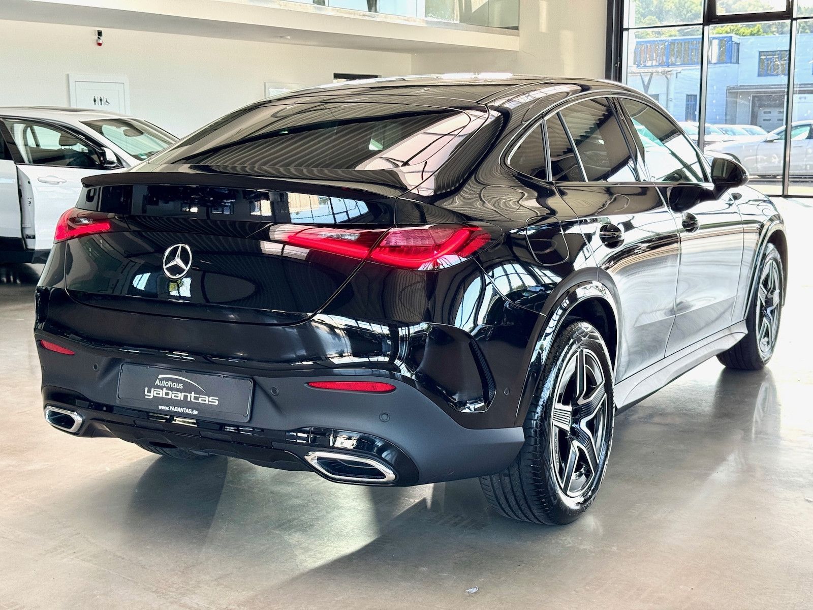 Mercedes-Benz GLC 300 4M Coupé AMG - Samsaru's Car Outlet