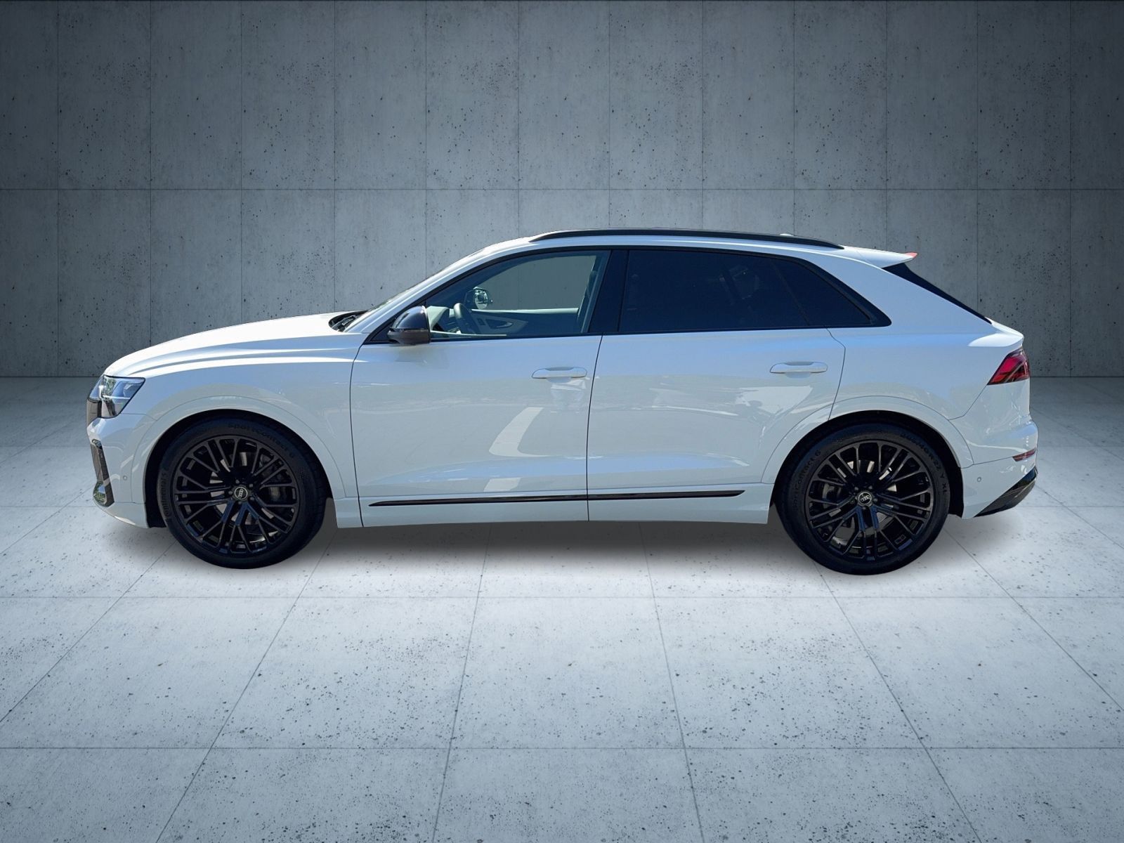 Audi Q8 S line 50 TDI AHK/StHz/HuD/22''/HDMatrix/4Len